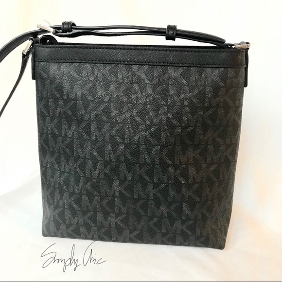 New authentic MK monogram Morgan Messenger Bag - Picture 2 of 7